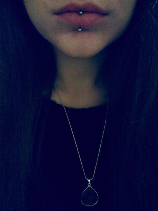 Vertical labret piercing  